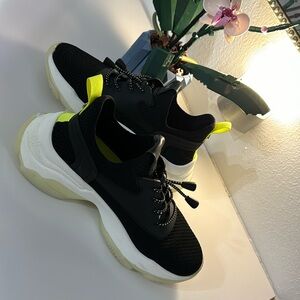 Steve Madden tennis shoes 💖